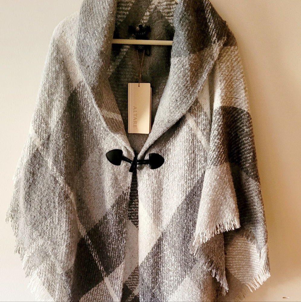Cozy Toggle Cape Shawl in Diagonal Plaid